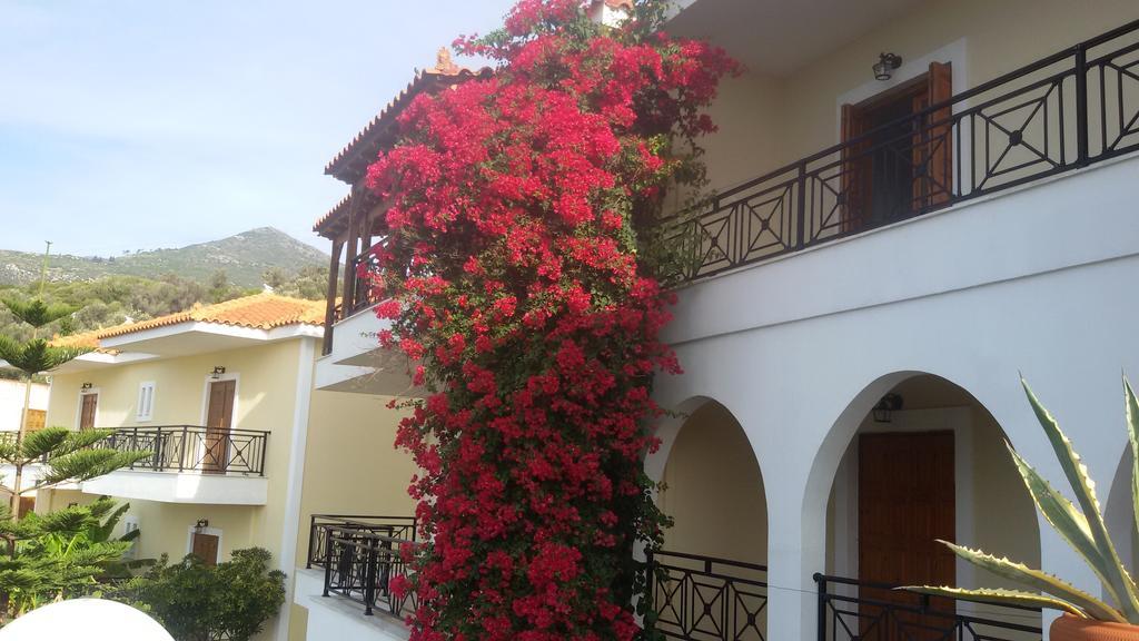 Thalina Hotel Marathókampos Exterior photo